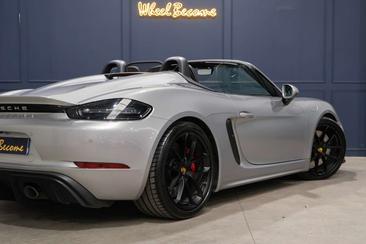 Porsche 718 Cabriolet Spyder — photo 47