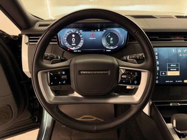Land Rover Range Rover P460e — photo 10