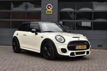 Mini 3 Portes Berline John Cooper Works — photo 4