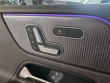 Mercedes EQB 250 — photo 12