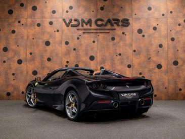 Ferrari F8 Spider — photo 3