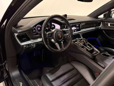 Porsche Panamera GTS — photo 19