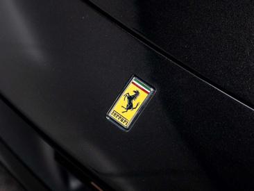 Ferrari F8 Spider — photo 39