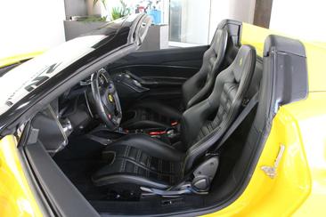 Ferrari 488 Spider — photo 16
