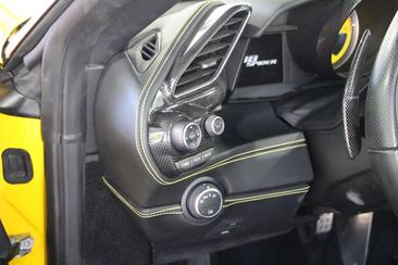 Ferrari 488 Spider — photo 25
