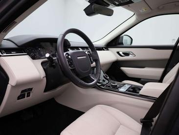 Land Rover Range Rover Velar P250 — photo 31