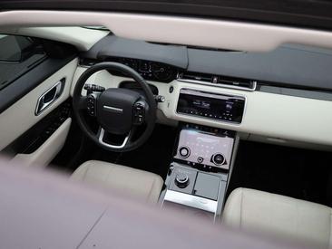Land Rover Range Rover Velar P250 — photo 35