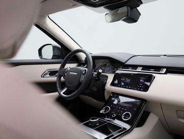 Land Rover Range Rover Velar P250 — photo 36