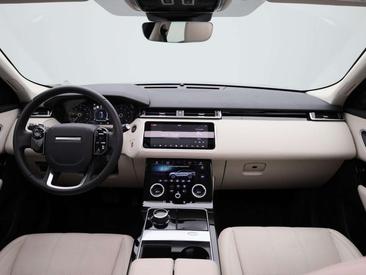 Land Rover Range Rover Velar P250 — photo 37