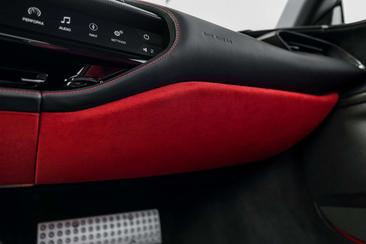 Ferrari SF90 Stradale — photo 9