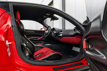 Ferrari SF90 Stradale — photo 17