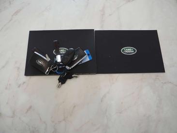 Land Rover Defender 110 P400e — photo 7