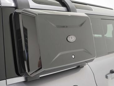 Land Rover Defender 110 P400e — photo 17