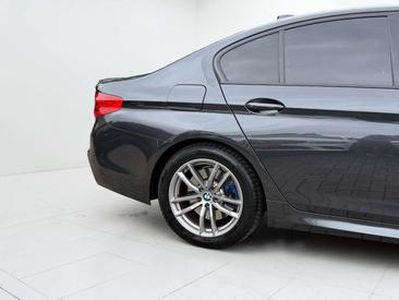 BMW Série 5 528i — photo 9