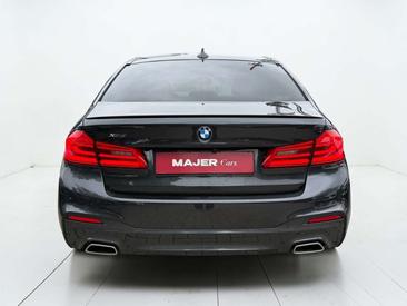 BMW Série 5 528i — photo 11