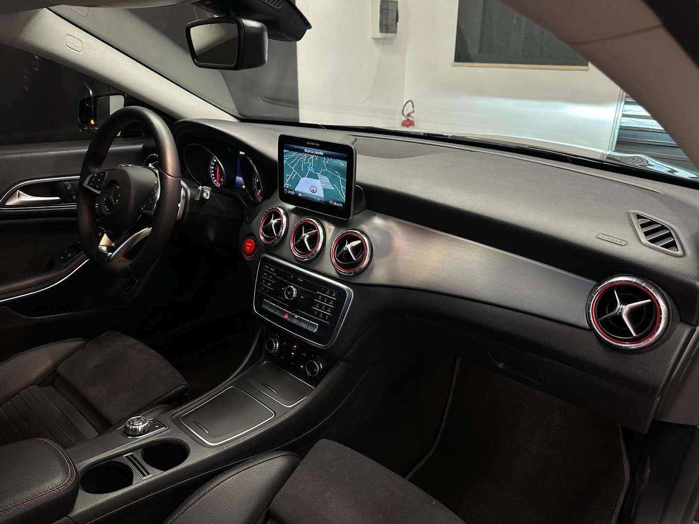 Mercedes CLA 200 Premium AMG LINE - 2019 - Joinsteer - #10