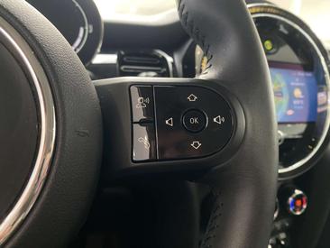 Mini 3 Portes Berline Cooper SE — photo 19