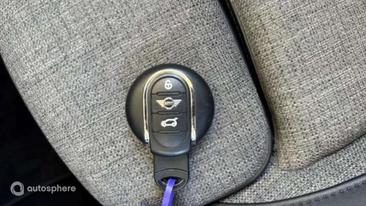 Mini 3 Portes Berline Cooper SE — photo 16