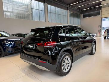 Mercedes GLA 200 — photo 6