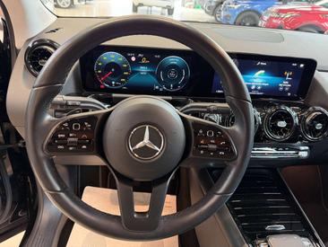 Mercedes GLA 200 — photo 11