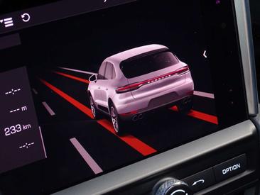Porsche Macan S — photo 22