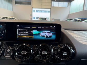 Mercedes GLA 200 — photo 14