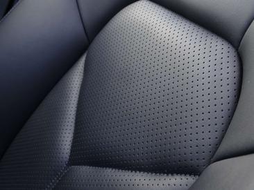 Porsche Macan S — photo 26