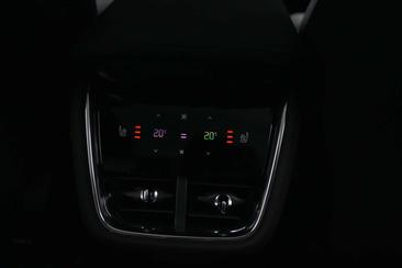 Volvo EX90 Twin Motor — photo 30