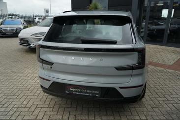 Volvo EX90 Twin Motor — photo 34