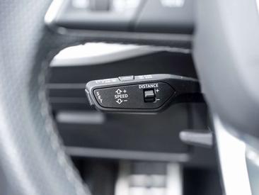 Audi A5 Cabriolet 40 TDI — photo 16