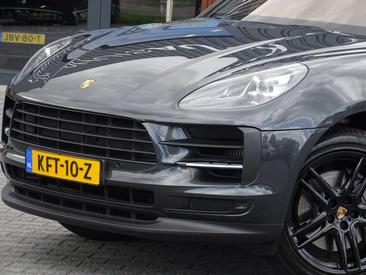 Porsche Macan S — photo 39