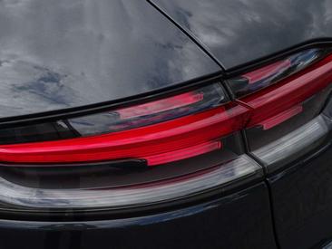 Porsche Macan S — photo 44