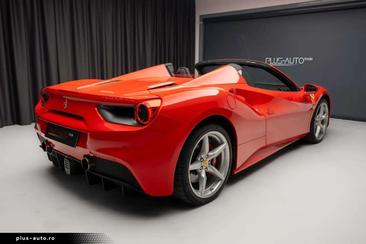 Ferrari 488 Spider — photo 6