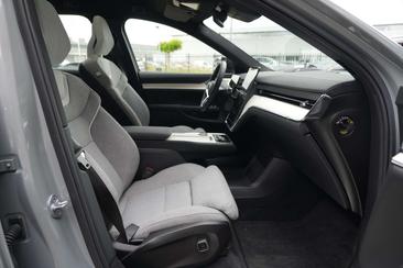 Volvo EX90 Twin Motor — photo 9