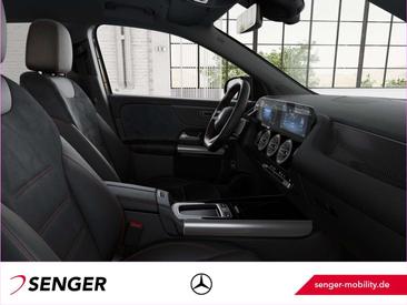 Mercedes GLA 200 — photo 8