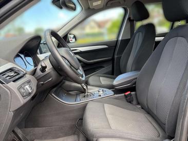 BMW X1 SDrive20i — photo 7