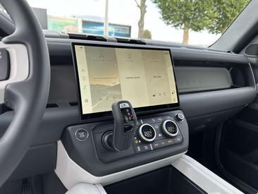 Land Rover Defender 90 Hard Top D250 — photo 20