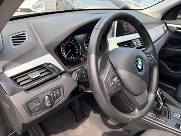 BMW X1 SDrive20i — photo 16