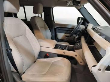 Land Rover Defender 110 P400 MHEV — photo 7