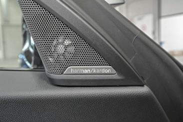 BMW M2 Base — photo 18