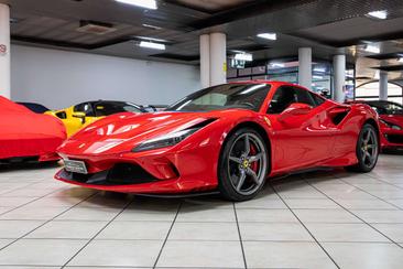 Ferrari F8 Tributo — photo 2
