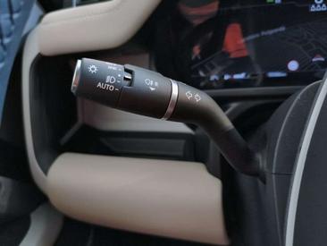 Land Rover Defender 110 P400 MHEV — photo 15