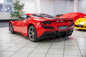 Ferrari F8 Tributo — photo 4