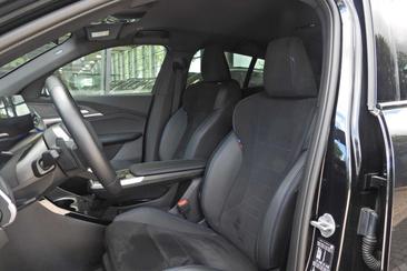 BMW IX2 Coupé SUV XDrive30 — photo 15
