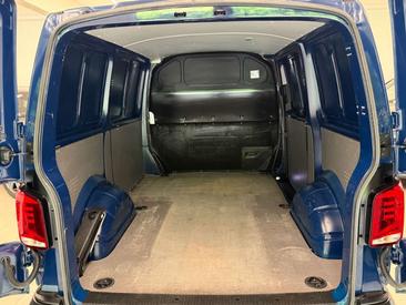 Volkswagen Transporter Van 2.0 TDI 150 — photo 7