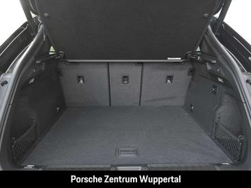 Porsche Macan Electric — photo 7