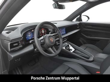 Porsche Macan Electric — photo 9