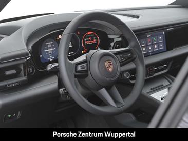 Porsche Macan Electric — photo 11