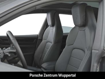 Porsche Macan Electric — photo 14