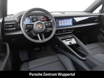 Porsche Macan Electric — photo 16